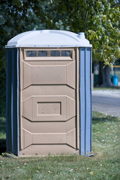 Affordable portable toilet rental in Vineyards, FL